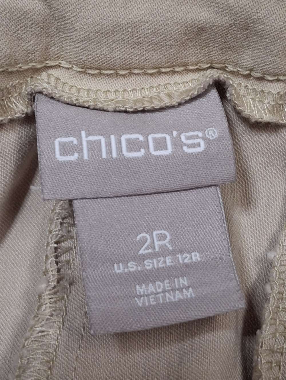 Chico's Pull-On Straight Leg Stretchy Beige Rayon Blend Pants Women Size 2 Large - Picture 2 of 15